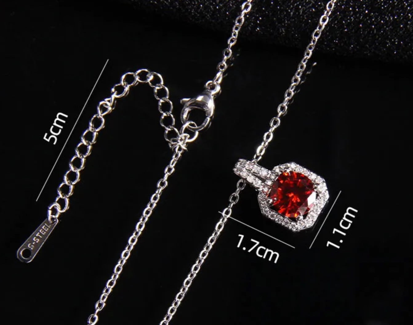 Red Square Zircon Necklace