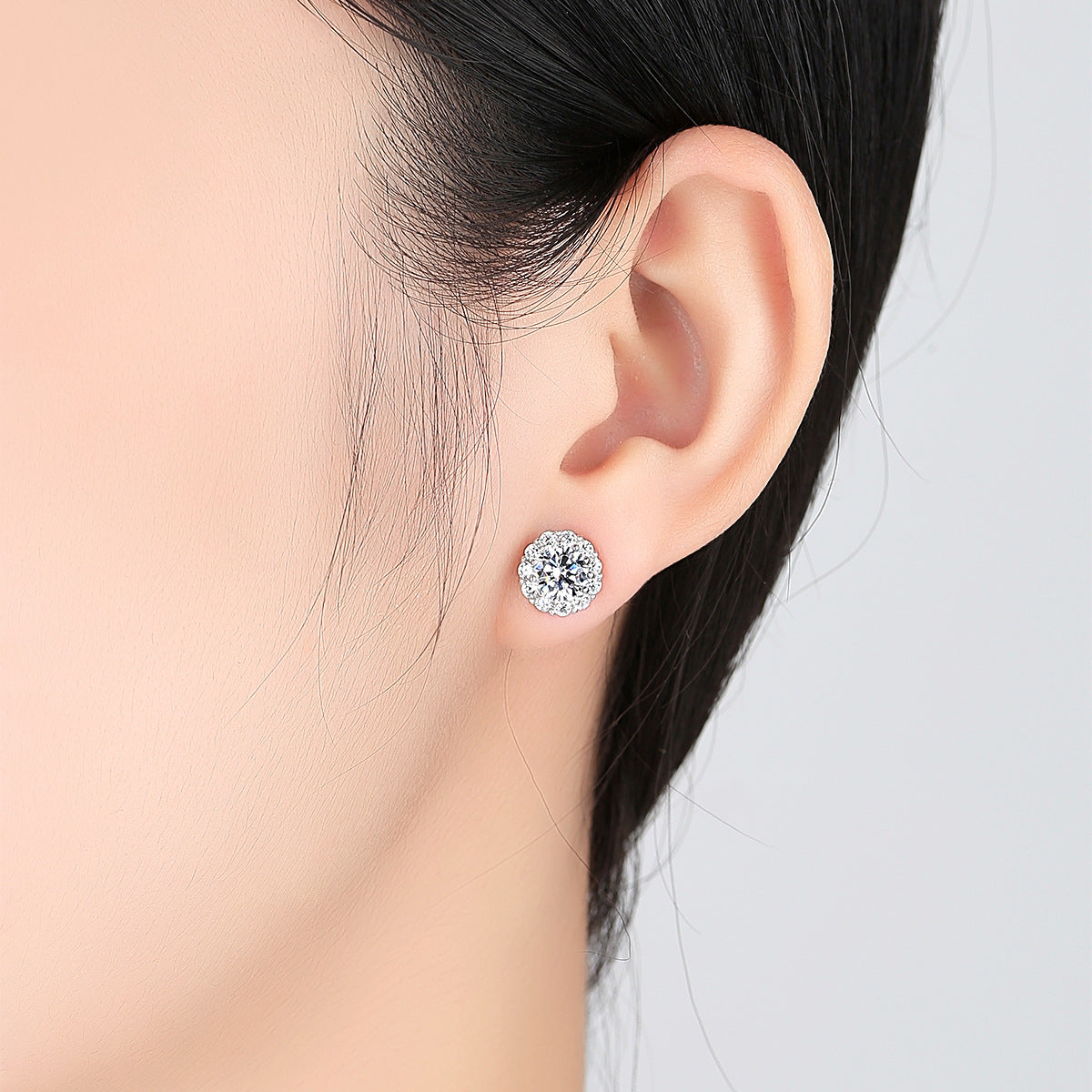 Round Flower Stud Earrings